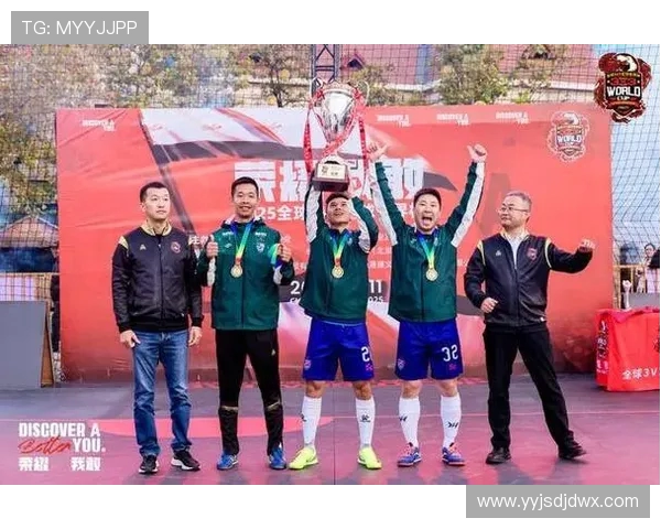 赛后分析广州足球队与深圳足球队在比赛中的战术灵活性与应变能力