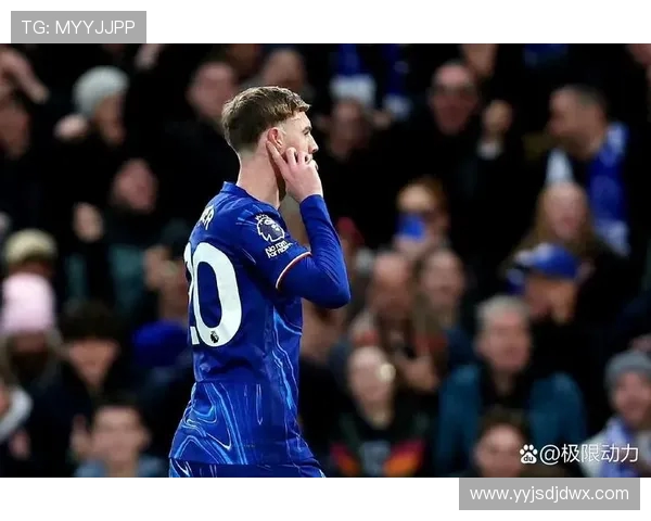 切尔西与阿森纳决赛激战正酣谁将捧起冠军奖杯的荣耀之巅 切尔西与阿森纳决赛激战正酣谁将捧起冠军奖杯的荣耀之巅