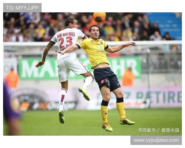 洛里昂与索肖对决分析揭示双方战术特点与近期状态对比 洛里昂与索肖对决分析揭示双方战术特点与近期状态对比