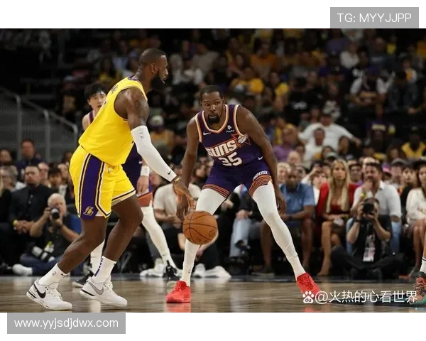 科里海特与乌拉篮球激战正酣谁将赢得这场精彩对决 科里海特与乌拉篮球激战正酣谁将赢得这场精彩对决